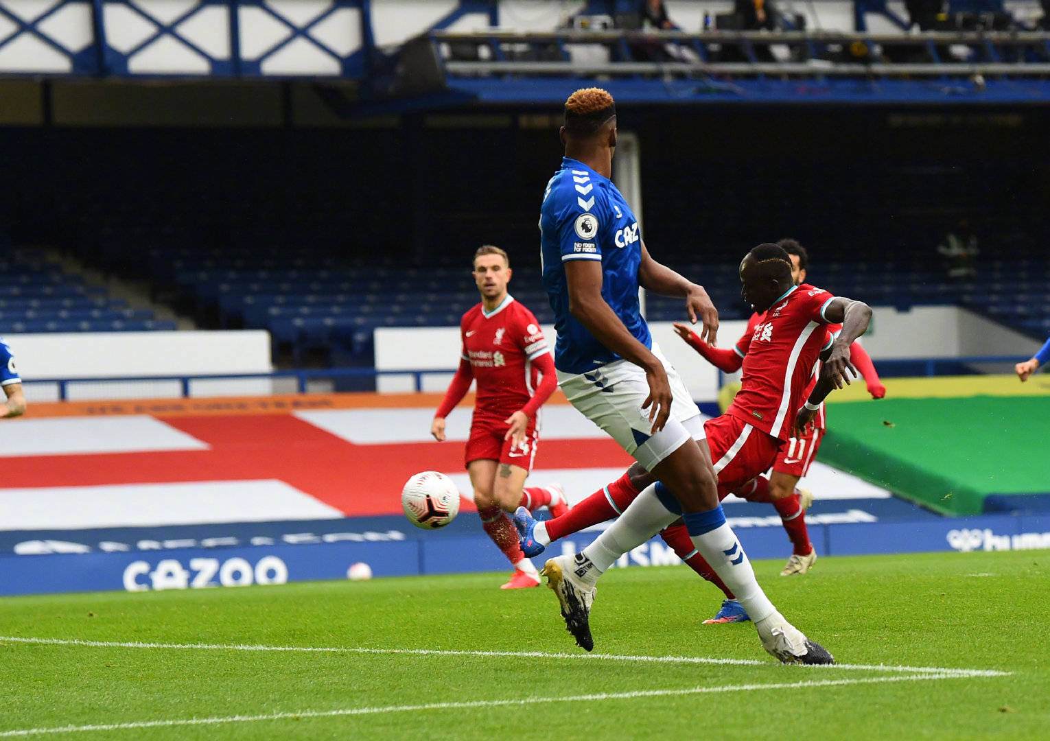 总有年轻球 总有年轻球